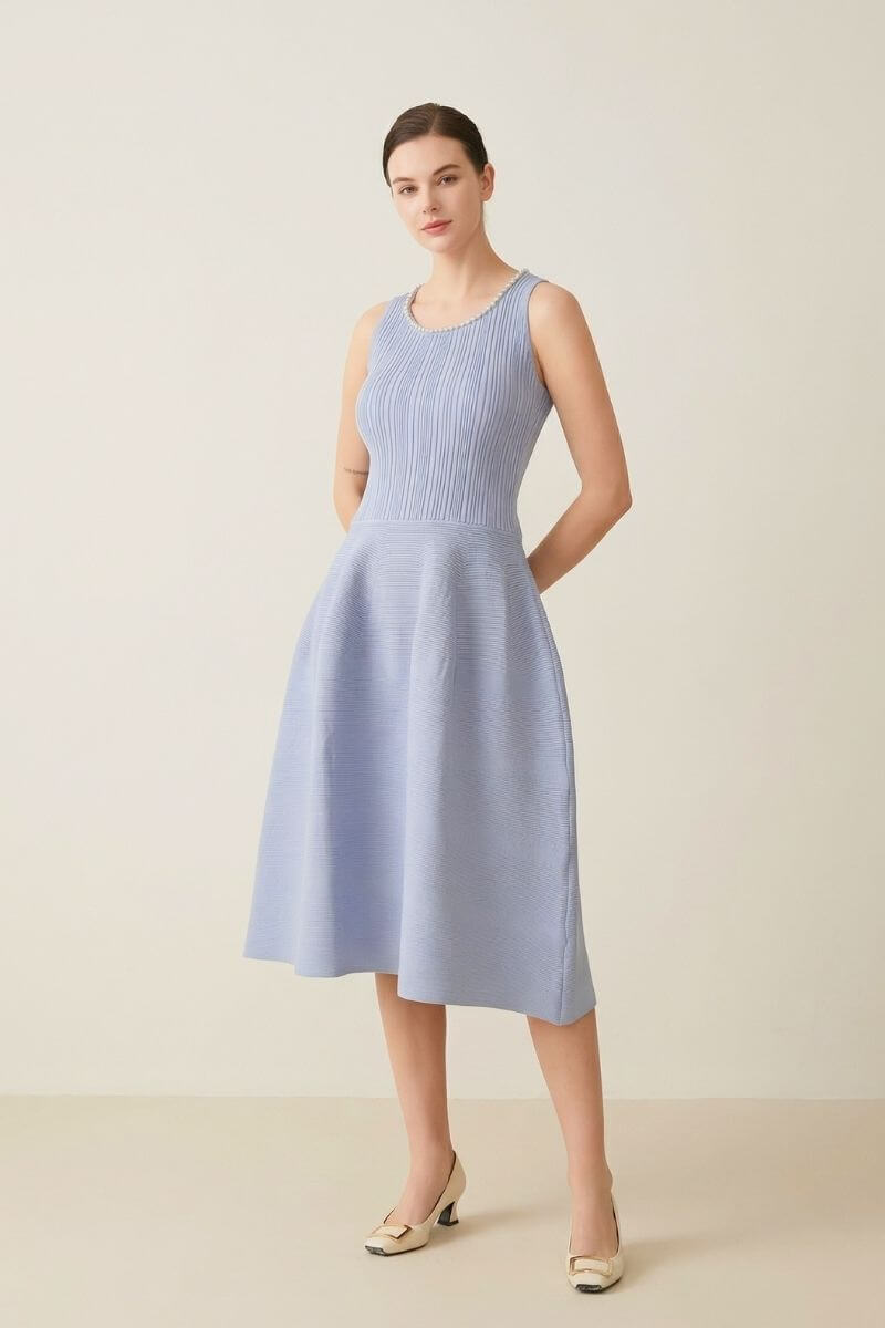 Bluebell Structured Curve Midi Dress L Bluebell Structured Curve Midi Dress L