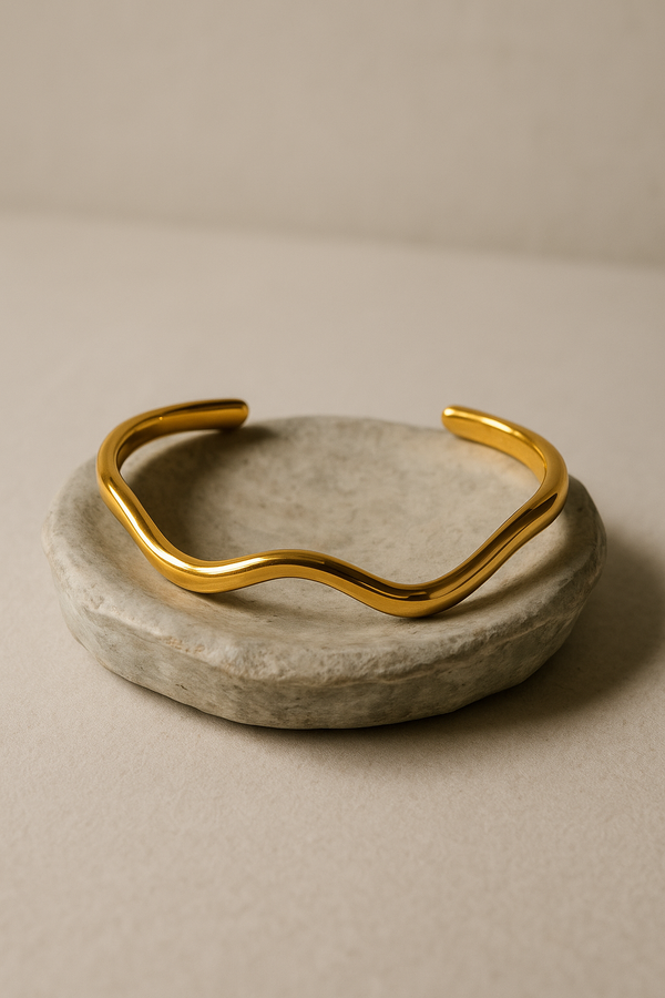 Waveform Cuff - SIOENE