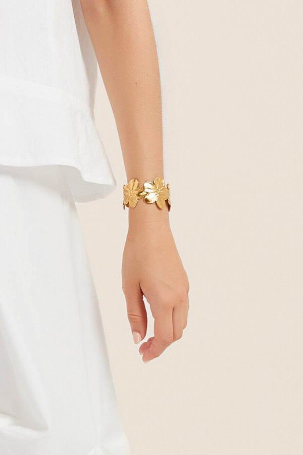 Golden Petal Cuff - SIOENE
